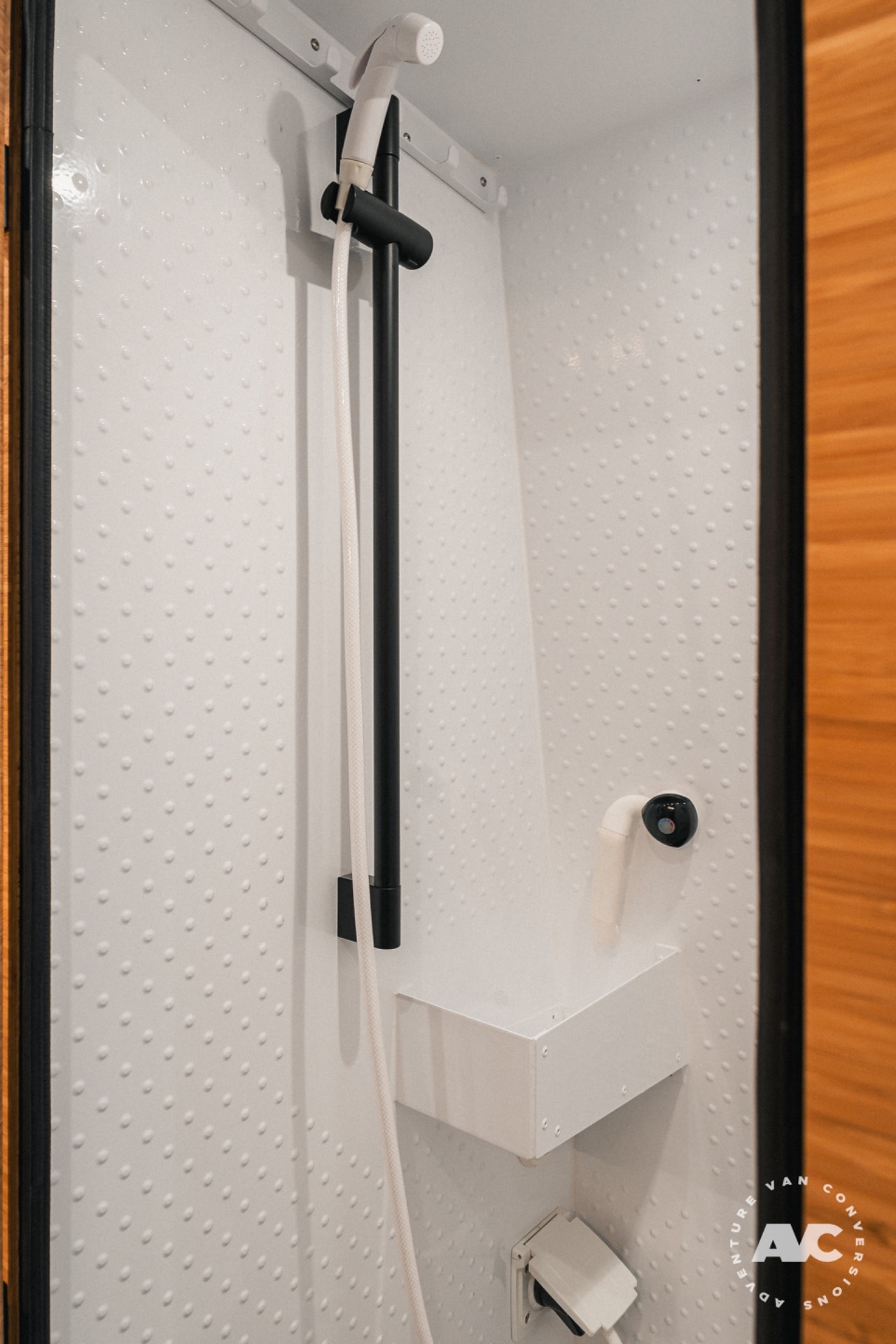 Mercedes-Benz Sprinter 4×4 Campervan AVC STRADALE 1 of 1 thumbnail 44