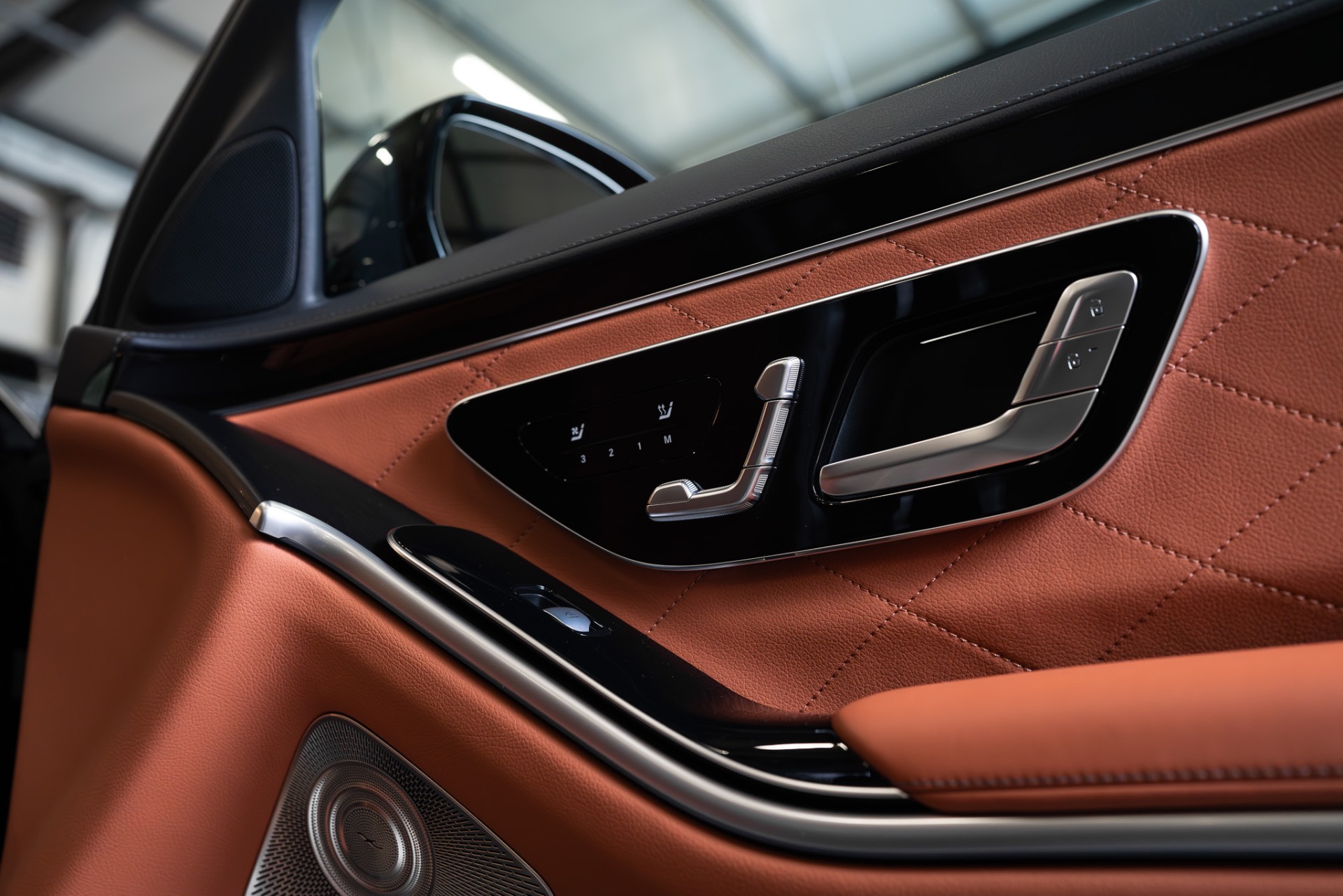 Mercedes-Benz S 450d LONG W223 4MATIC  thumbnail 10