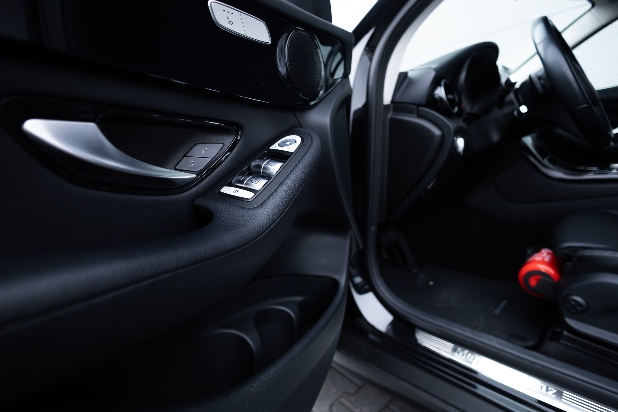 Mercedes-Benz GLC 220d 4MATIC thumbnail 9