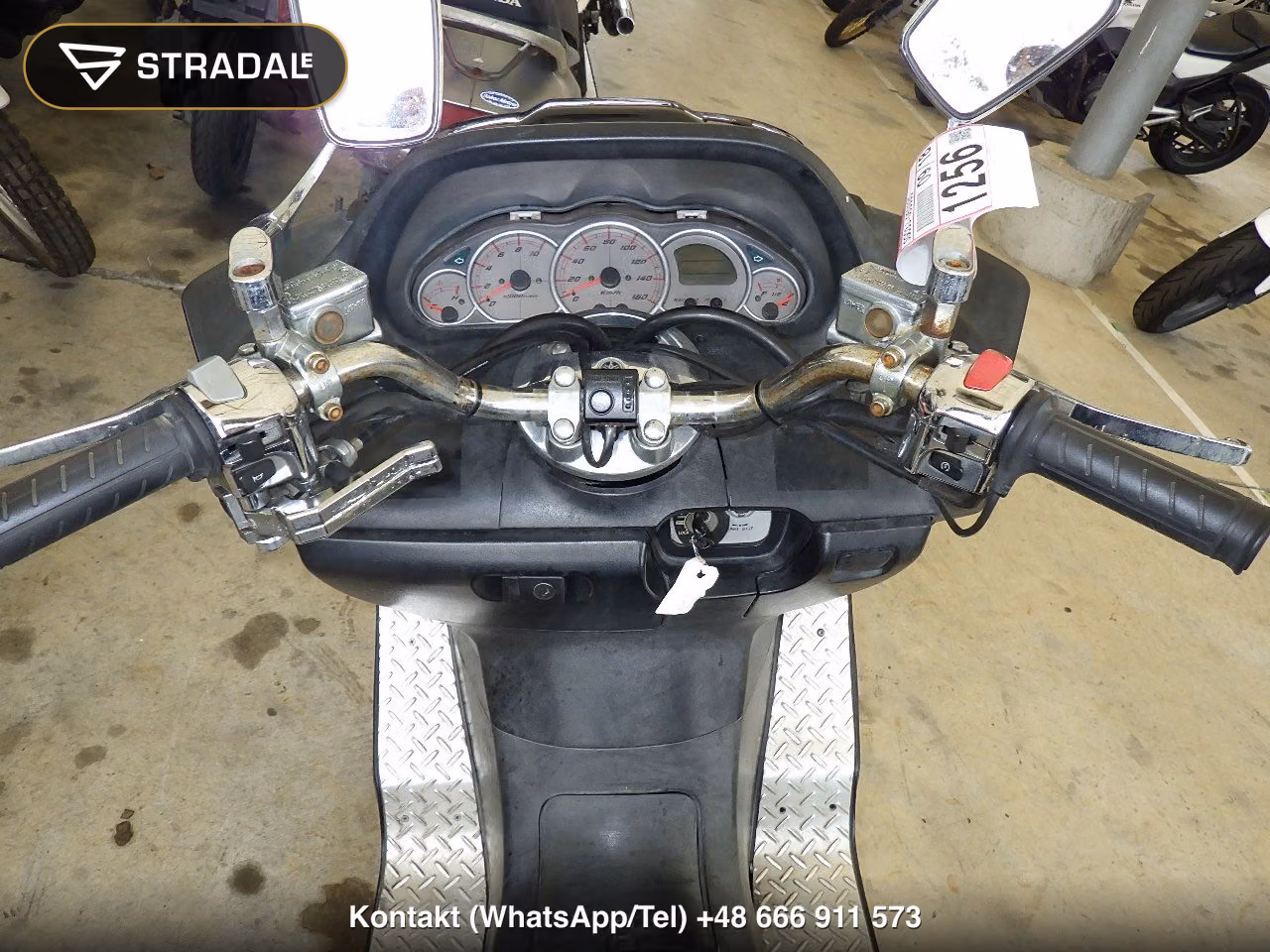 YAMAHA ﾏｼﾞｪｽﾃｨ250C, miniaturka 9