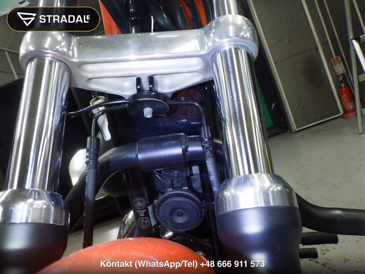 HARLEY-DAVIDSON XL883R-I, miniaturka 6