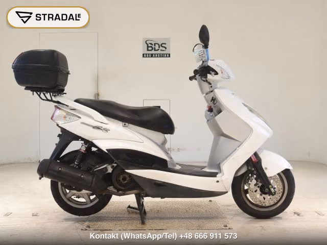 YAMAHA シグナス125X, aukcja z Japonii, zdjęcie 1