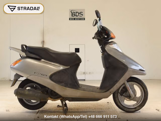 HONDA スペイシー100, aukcja z Japonii, zdjęcie 1