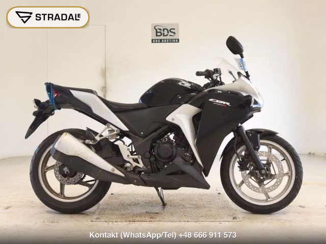 HONDA CBR250R-3, aukcja z Japonii, zdjęcie 1
