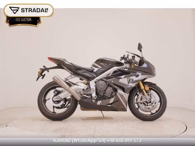 TRIUMPH デイトナMOTO2, aukcja z Japonii, zdjęcie 1