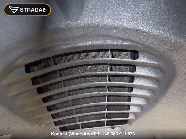 YAMAHA ﾏｼﾞｪｽﾃｨ125FI, miniaturka 2
