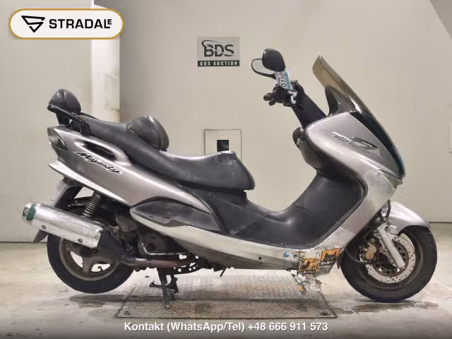 YAMAHA ﾏｼﾞｪｽﾃｨ125FI, motocykl z aukcji Japonii