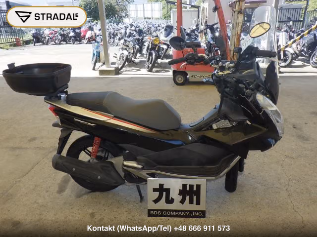 HONDA PCX125-2, aukcja z Japonii, zdjęcie 1