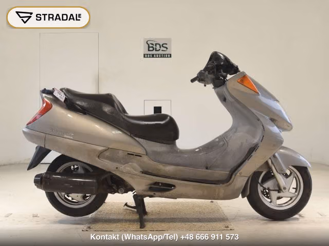 HONDA ﾌｫｰｻｲﾄ, aukcja z Japonii, zdjęcie 1