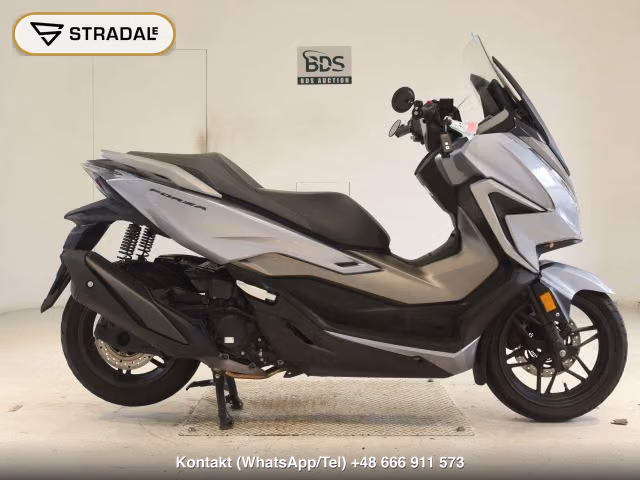 HONDA フォルツァ-5, aukcja z Japonii, zdjęcie 1
