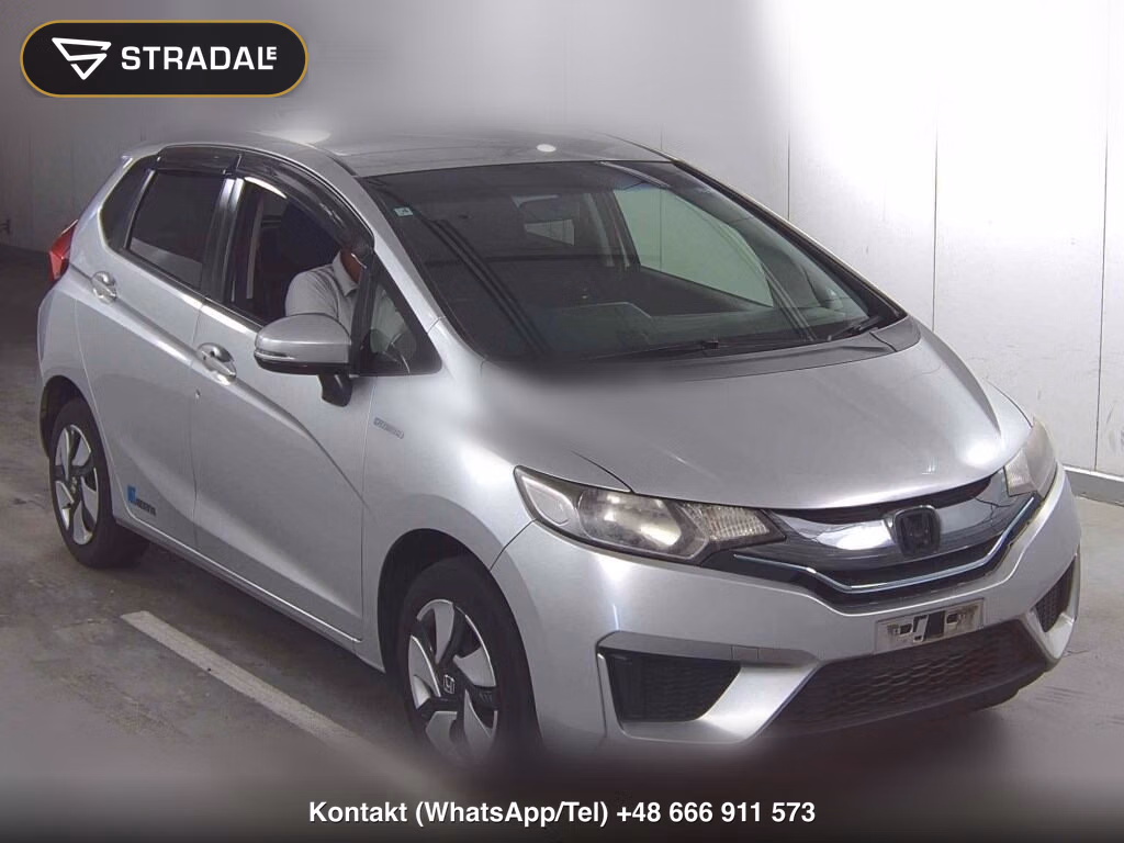 HONDA FIT HYBRID 4WD F PACKAGE 2015, aukcja z Japonii, zdjęcie 1
