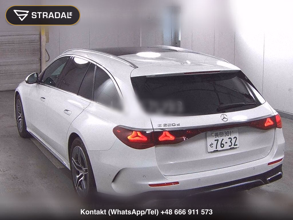 MERCEDES BENZ E-CLASS STATIONWAGON E220D STATIONWAGON AVANTGARDE ISG MODEL, miniaturka 3