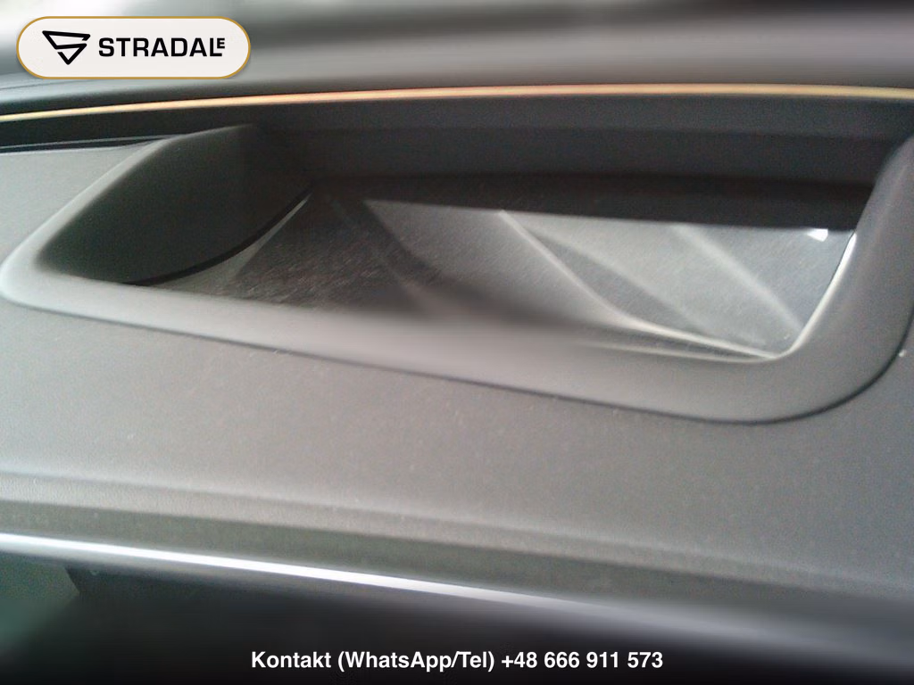 MERCEDES BENZ E-CLASS STATIONWAGON E220D STATIONWAGON AVANTGARDE ISG MODEL, miniaturka 10