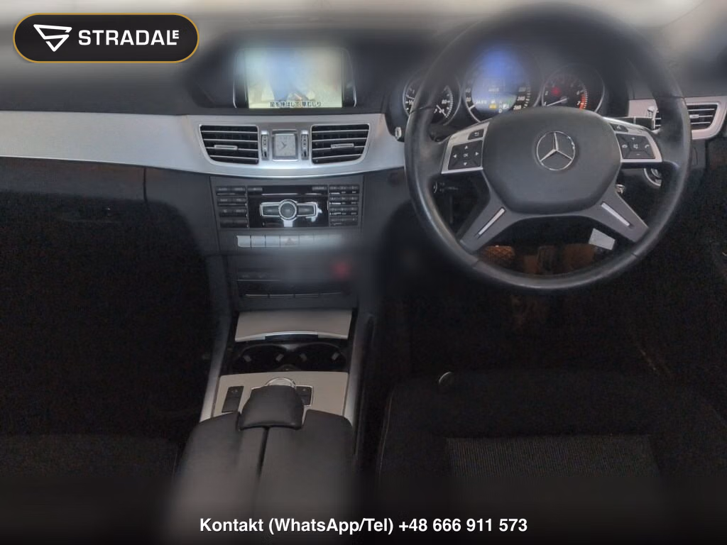 MERCEDES BENZ E-CLASS 4D E250, miniaturka 4