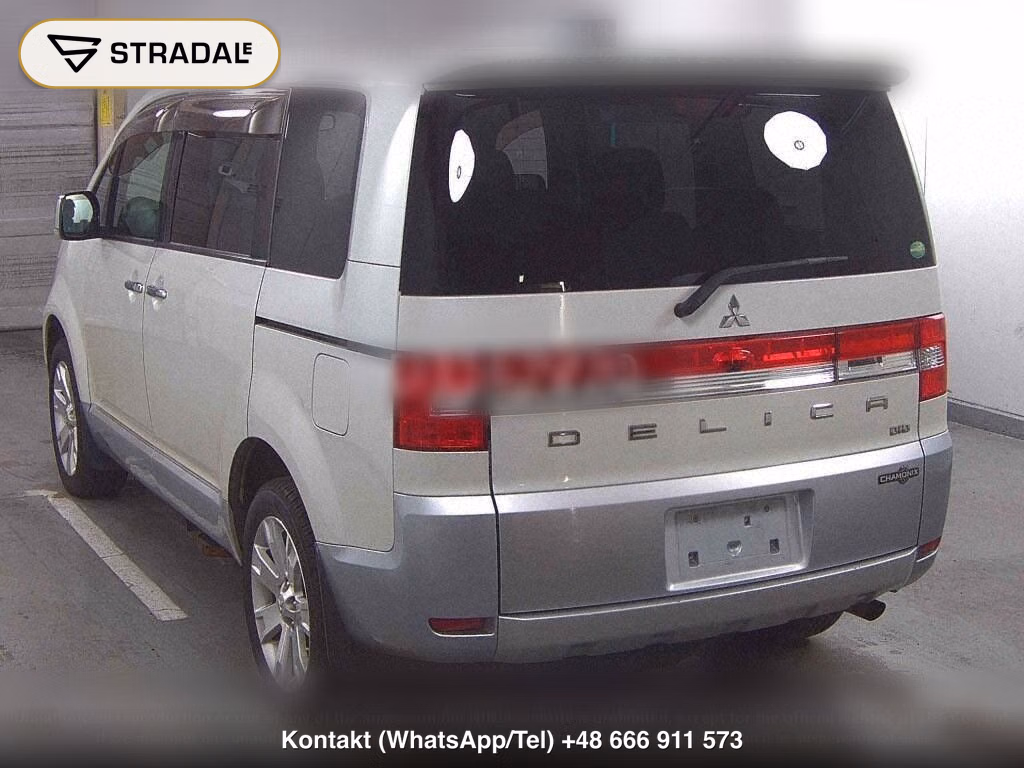MITSUBISHI DELICA D:5 4WD CHAMONIX, miniaturka 3