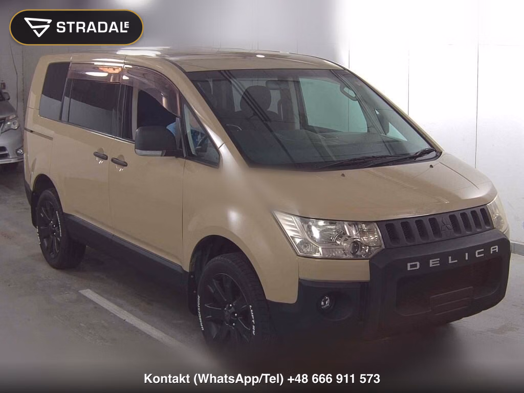 MITSUBISHI DELICA D:5 4WD G POWER PACKAGE 2010, aukcja z Japonii, zdjęcie 1
