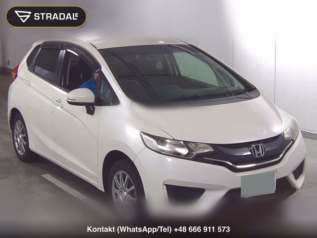 HONDA FIT 4WD 13G･F PACKAGE 2015, aukcja z Japonii, zdjęcie 1