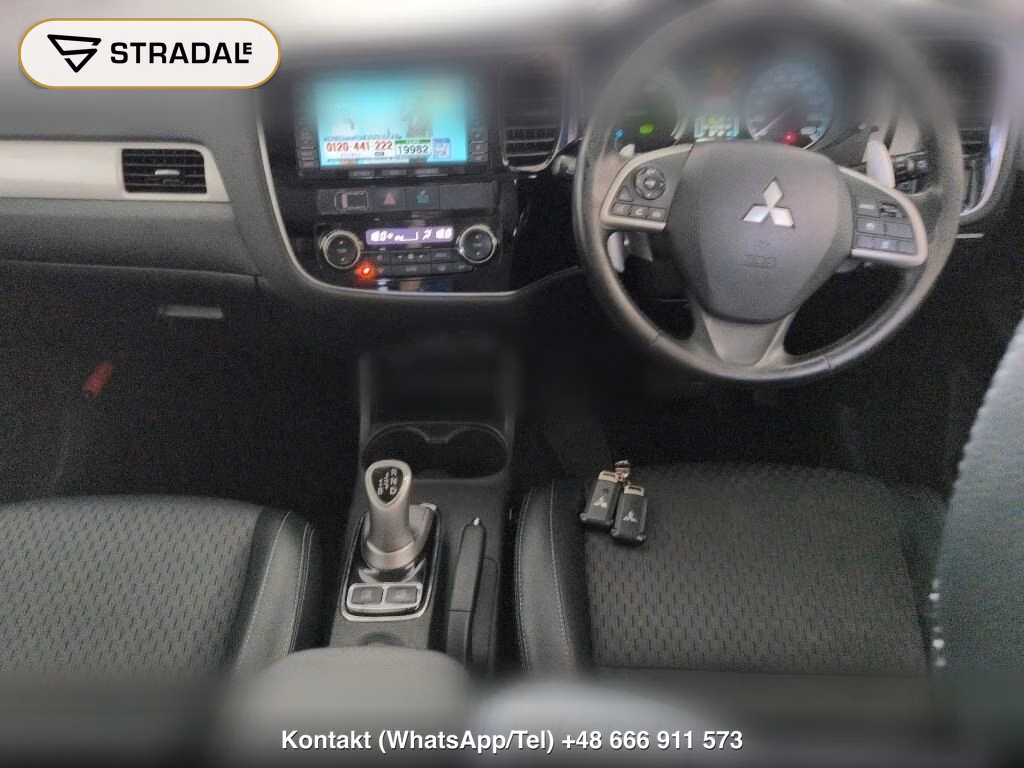 MITSUBISHI OUTLANDER PHEV 4WD G NAVI PACKAGE, miniaturka 4