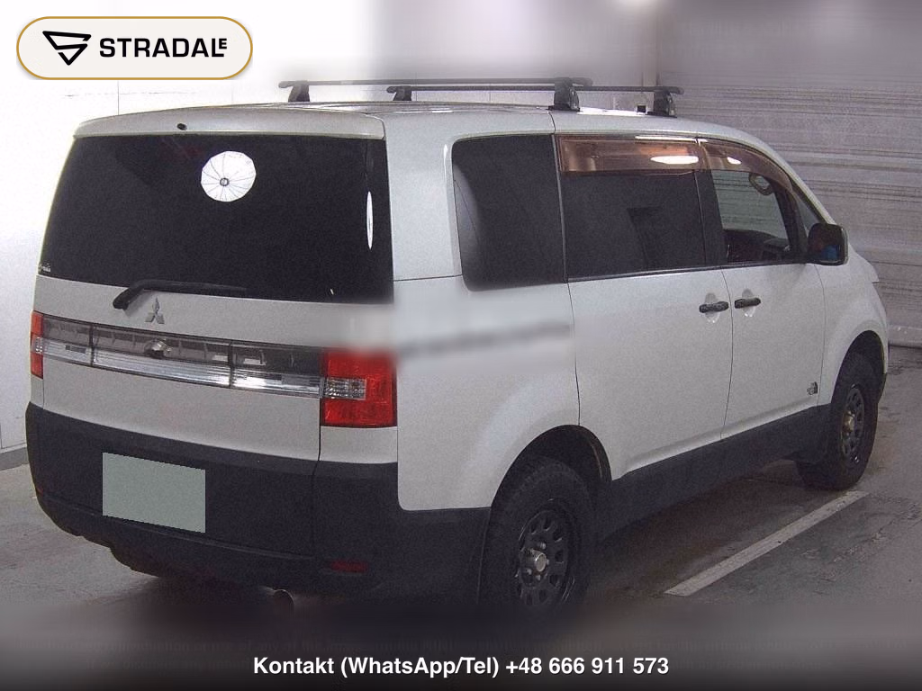 MITSUBISHI DELICA D:5 4WD CHAMONIX, miniaturka 6