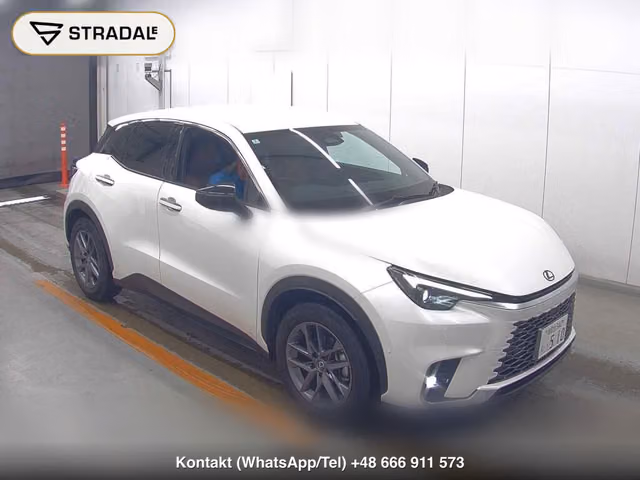 LEXUS LBX RELAX 2024, samochód z aukcji Japonii