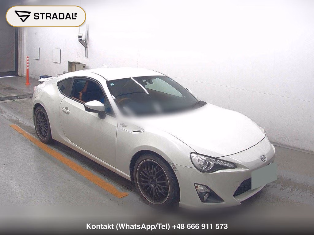 TOYOTA 86 GT LIMITED 2015, aukcja z Japonii, zdjęcie 1