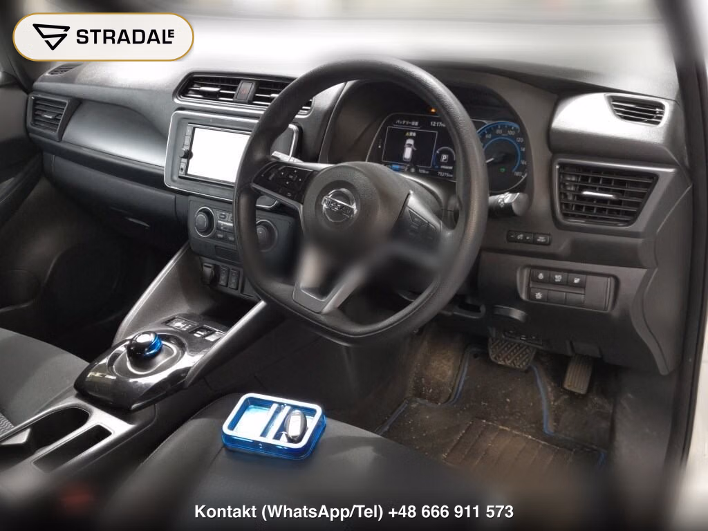 NISSAN LEAF S, miniaturka 4