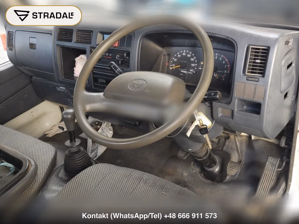 TOYOTA HIACE TRUCK 2D DX, miniaturka 3
