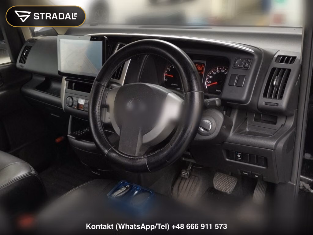 NISSAN SERENA 5D HIGHWAY STAR, miniaturka 4