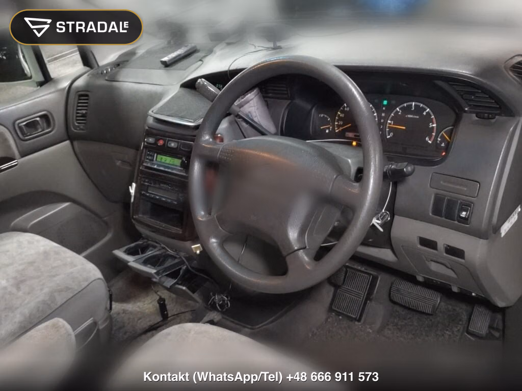 NISSAN CARAVAN ELGRAND V, miniaturka 4