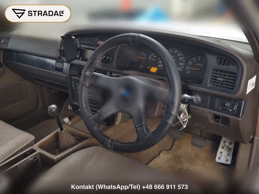 NISSAN GLORIA 4D SUPER CUSTOM, miniaturka 4