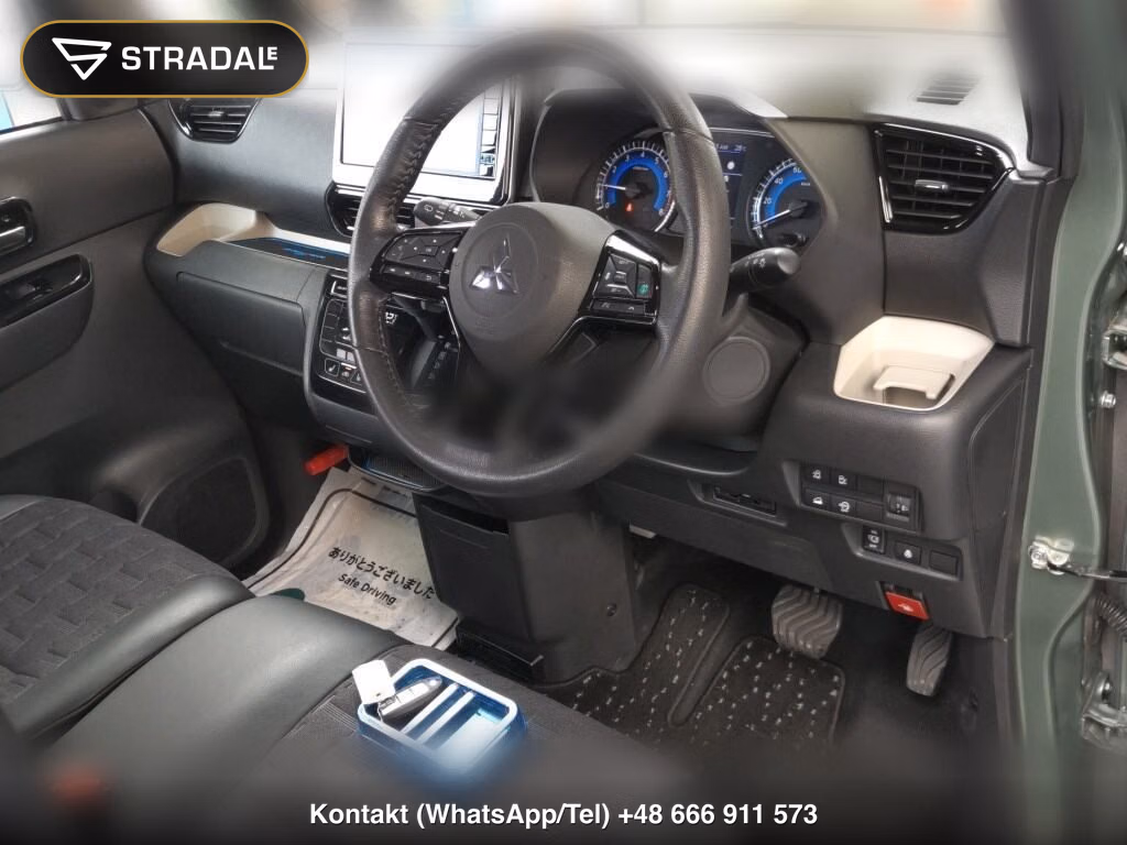 MITSUBISHI DELICA MINI 4WD T PREMIUM, miniaturka 4