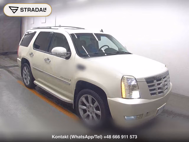 CADILLAC ESCALADE 4WD 2010, samochód z aukcji Japonii