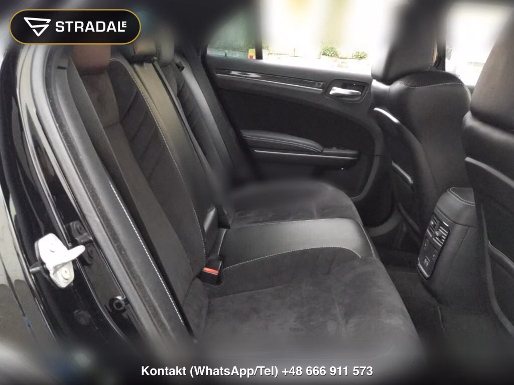 CHRYSLER 300 SRT8, miniaturka 7