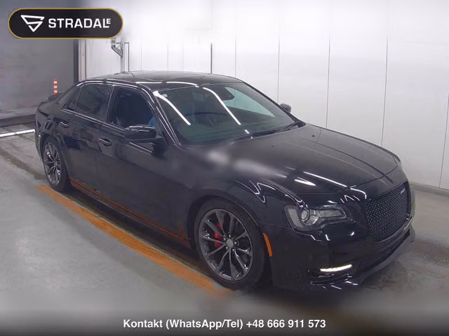 CHRYSLER 300 SRT8 2017, samochód z aukcji Japonii