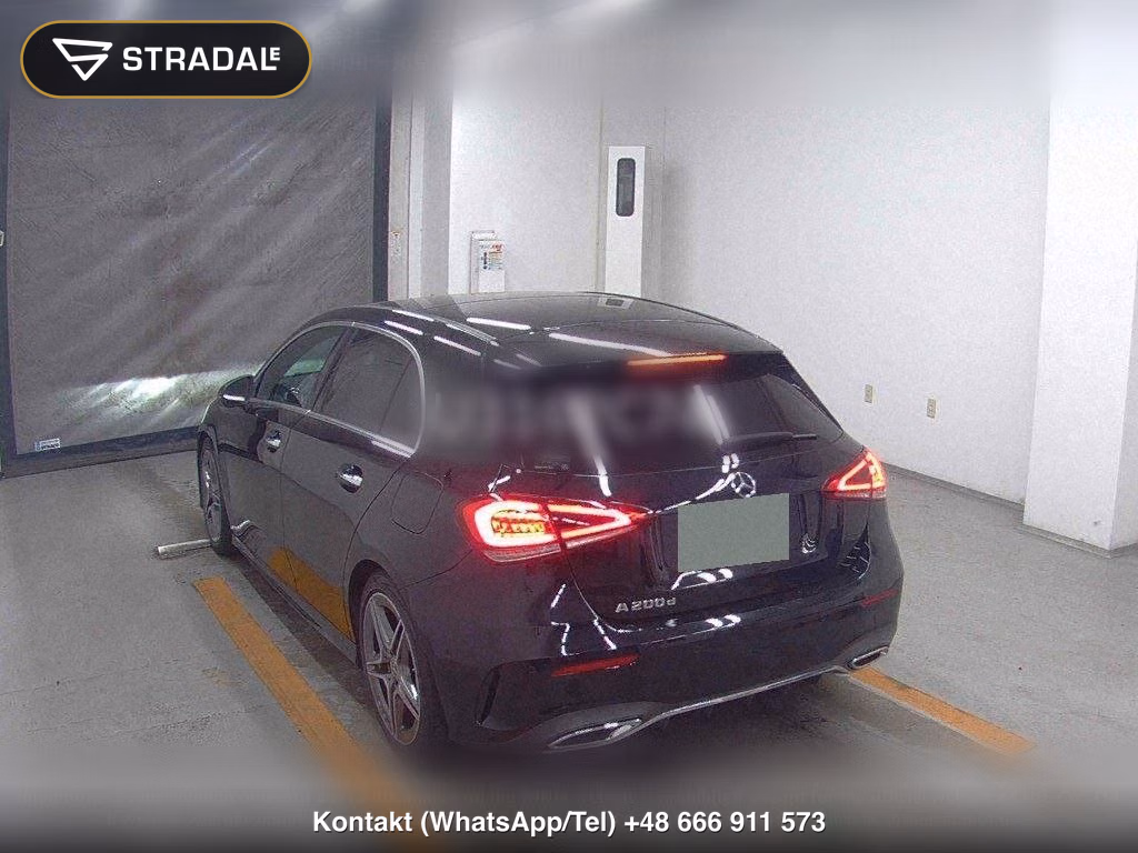 MERCEDES BENZ A-CLASS A200D AMG LINE, miniaturka 3