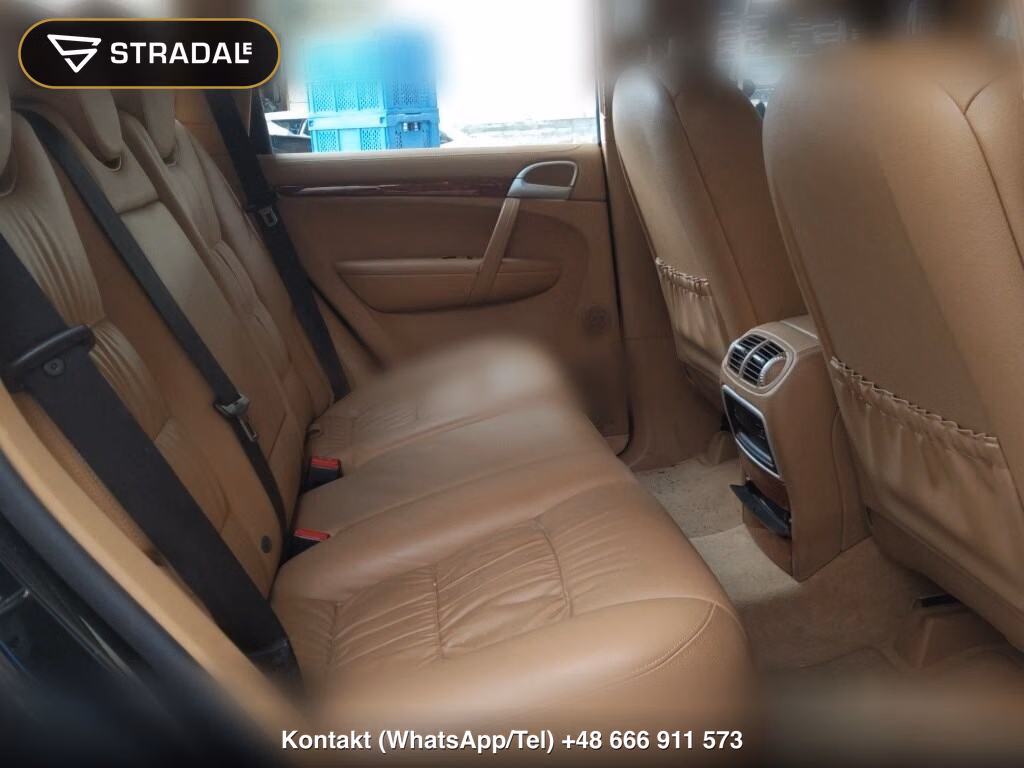 PORSCHE CAYENNE 4WD TURBO, miniaturka 7