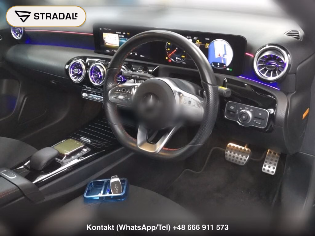 MERCEDES BENZ A-CLASS A200D AMG LINE, miniaturka 4
