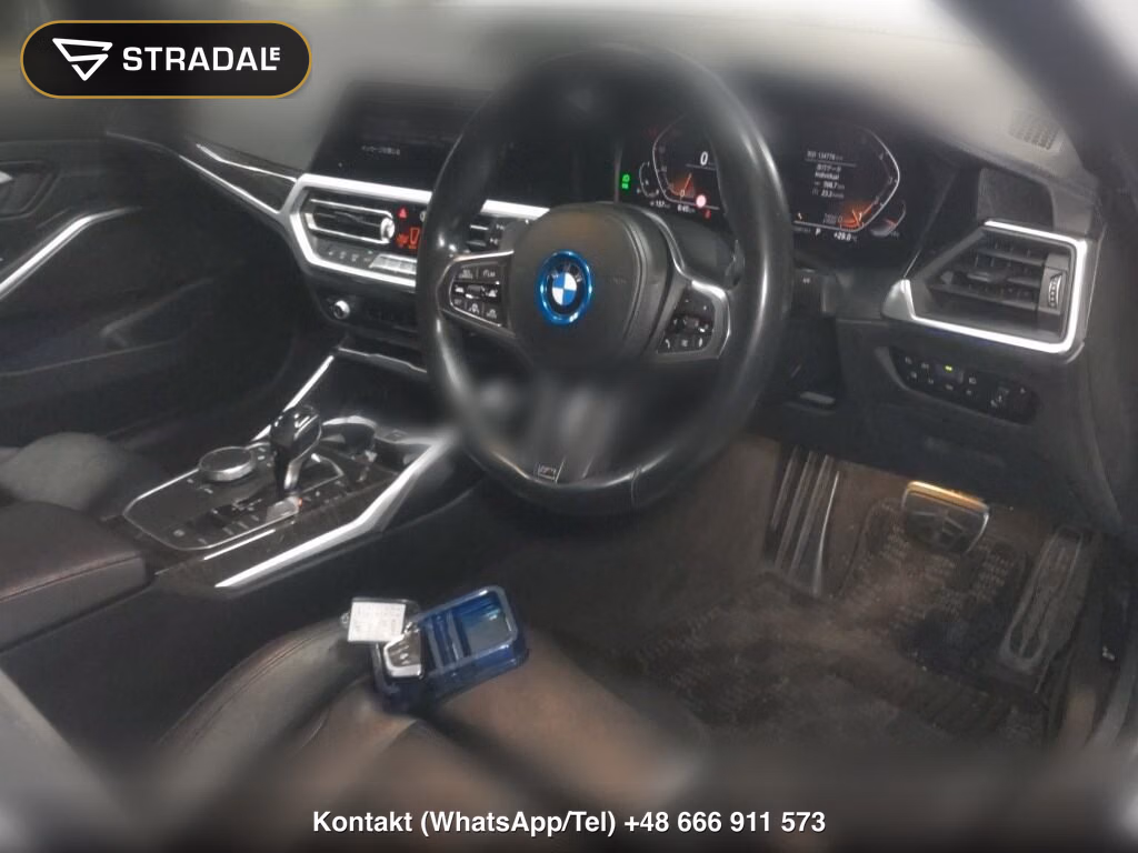 BMW 3 SERIES 4D 320I M SPORT, miniaturka 4