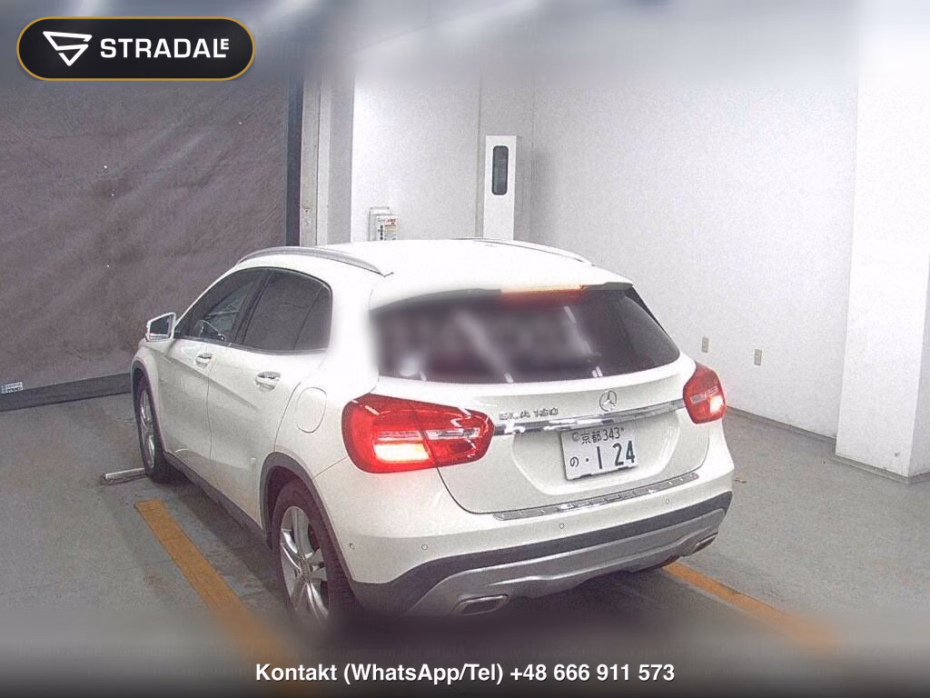 MERCEDES BENZ GLA-CLASS GLA180, miniaturka 3