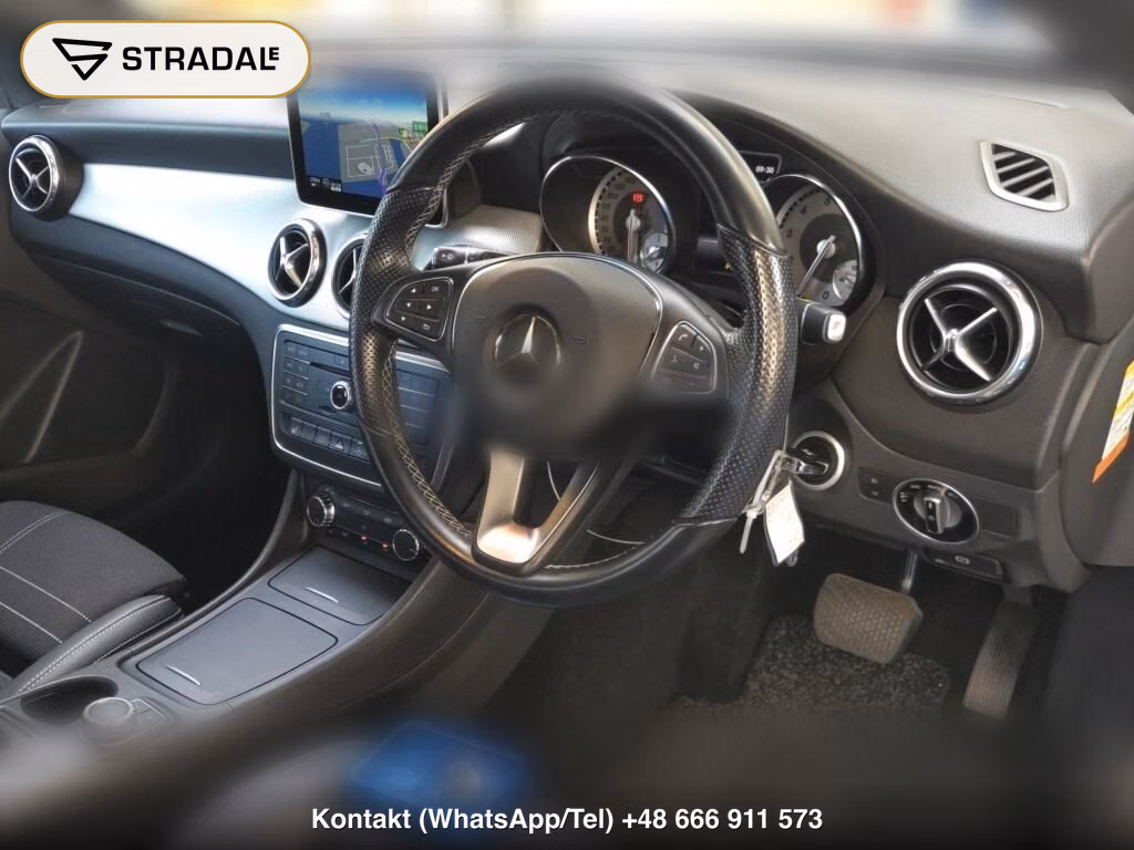 MERCEDES BENZ GLA-CLASS GLA180, miniaturka 4
