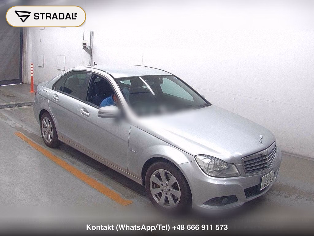 MERCEDES BENZ C-CLASS 4D C200 CGI BLUEEFFICIENCY, miniaturka 2