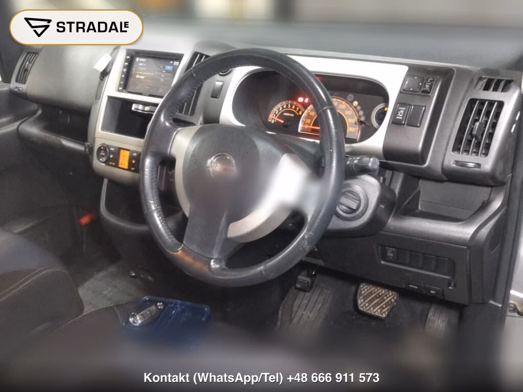 NISSAN SERENA 5D HIGHWAY STAR, miniaturka 4