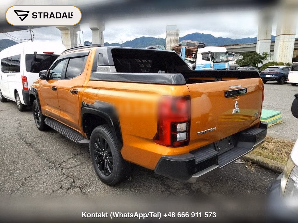 MITSUBISHI TRITON 4WD GSR, miniaturka 3