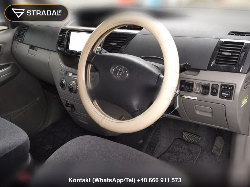 TOYOTA VOXY V, miniaturka 4