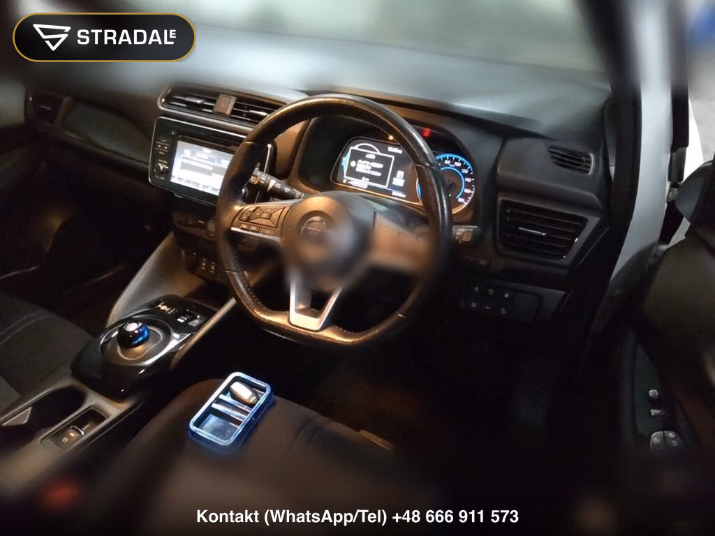NISSAN LEAF G, miniaturka 3