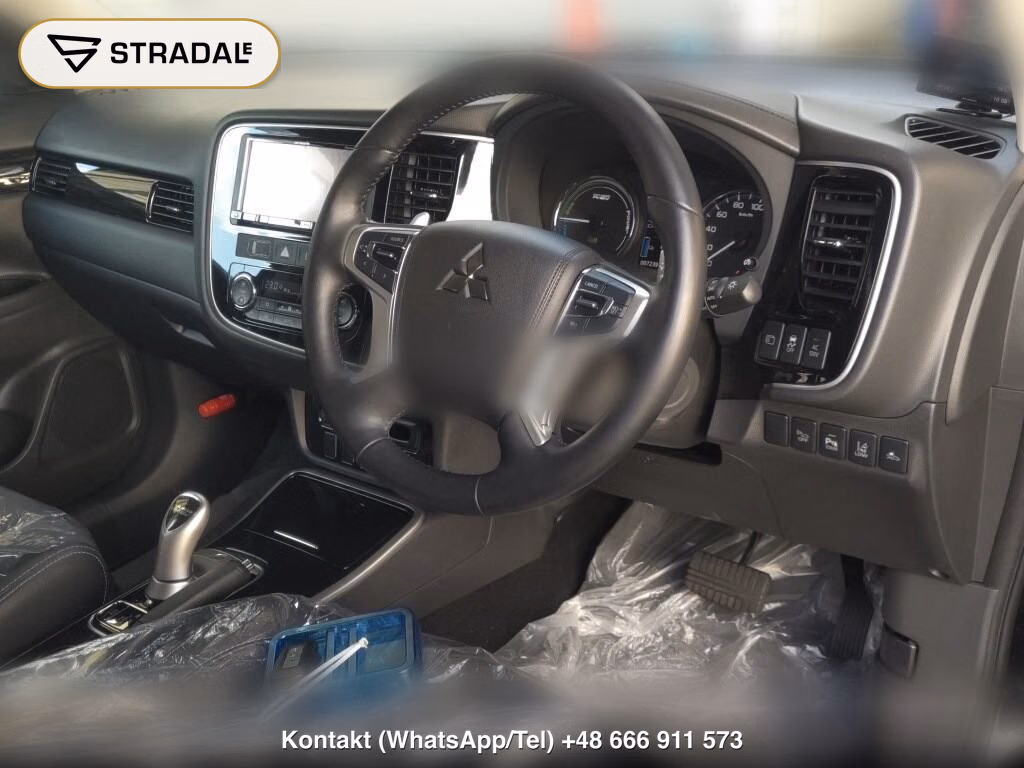 MITSUBISHI OUTLANDER PHEV 4WD G SAFETY PACKAGE, miniaturka 4