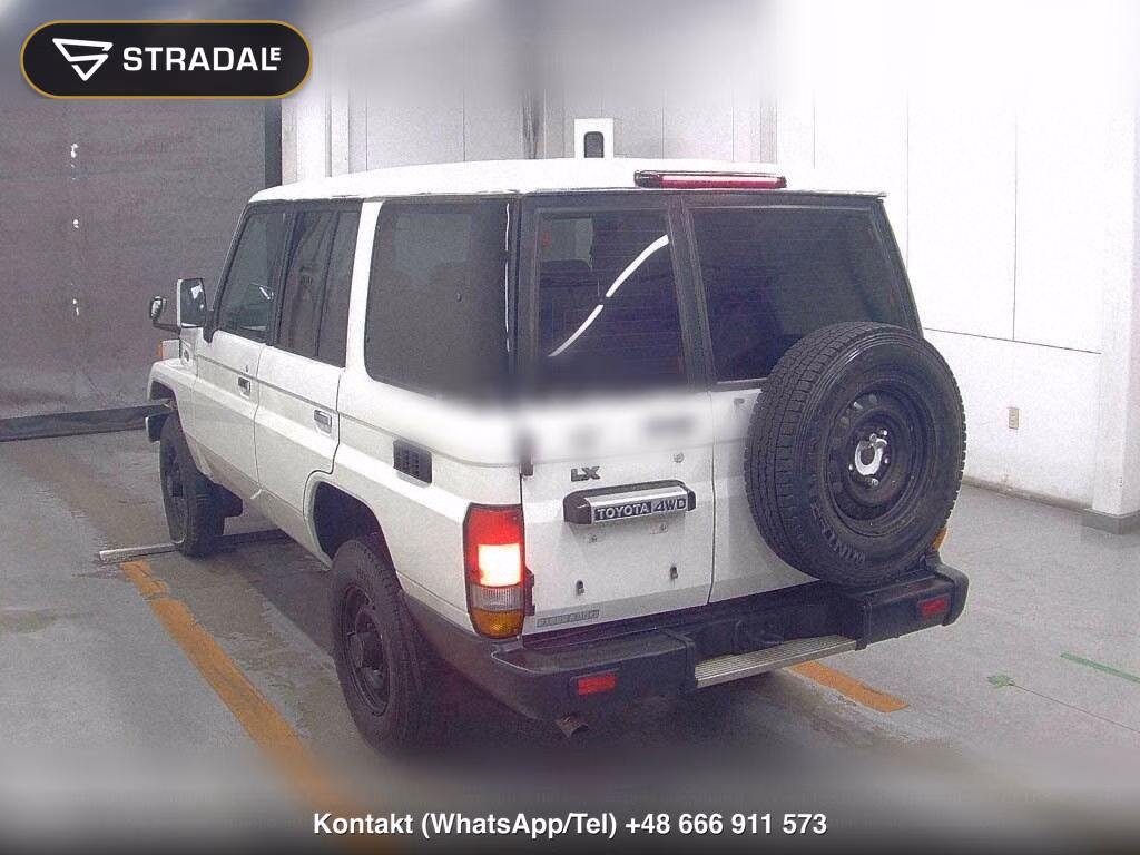 TOYOTA LAND CRUISER 70 5D 4WD LX, miniaturka 3