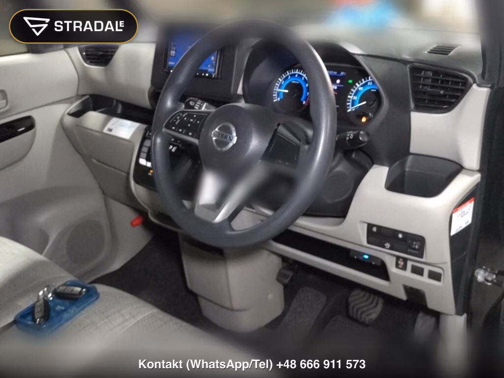 NISSAN ROOX X, miniaturka 4