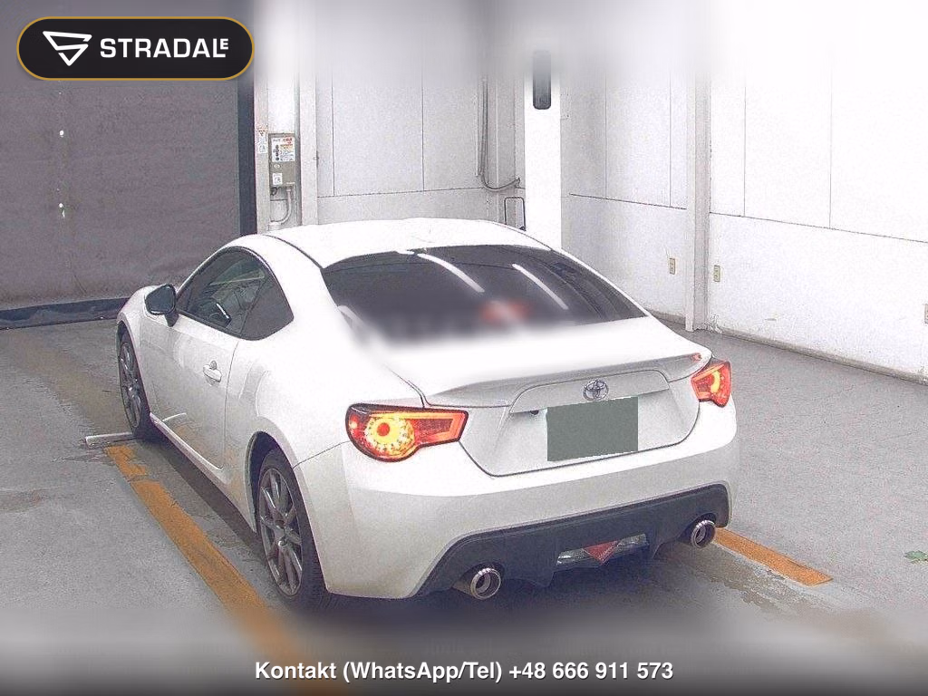 TOYOTA 86 GT, miniaturka 3