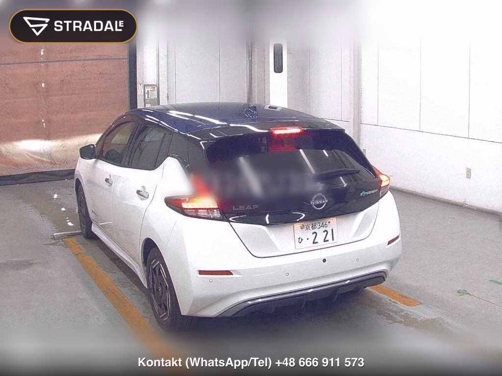 NISSAN LEAF X, miniaturka 3
